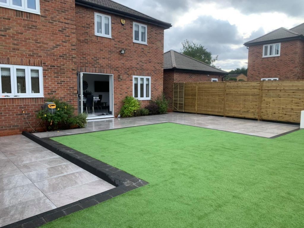 Services RD Outdoor Specialist